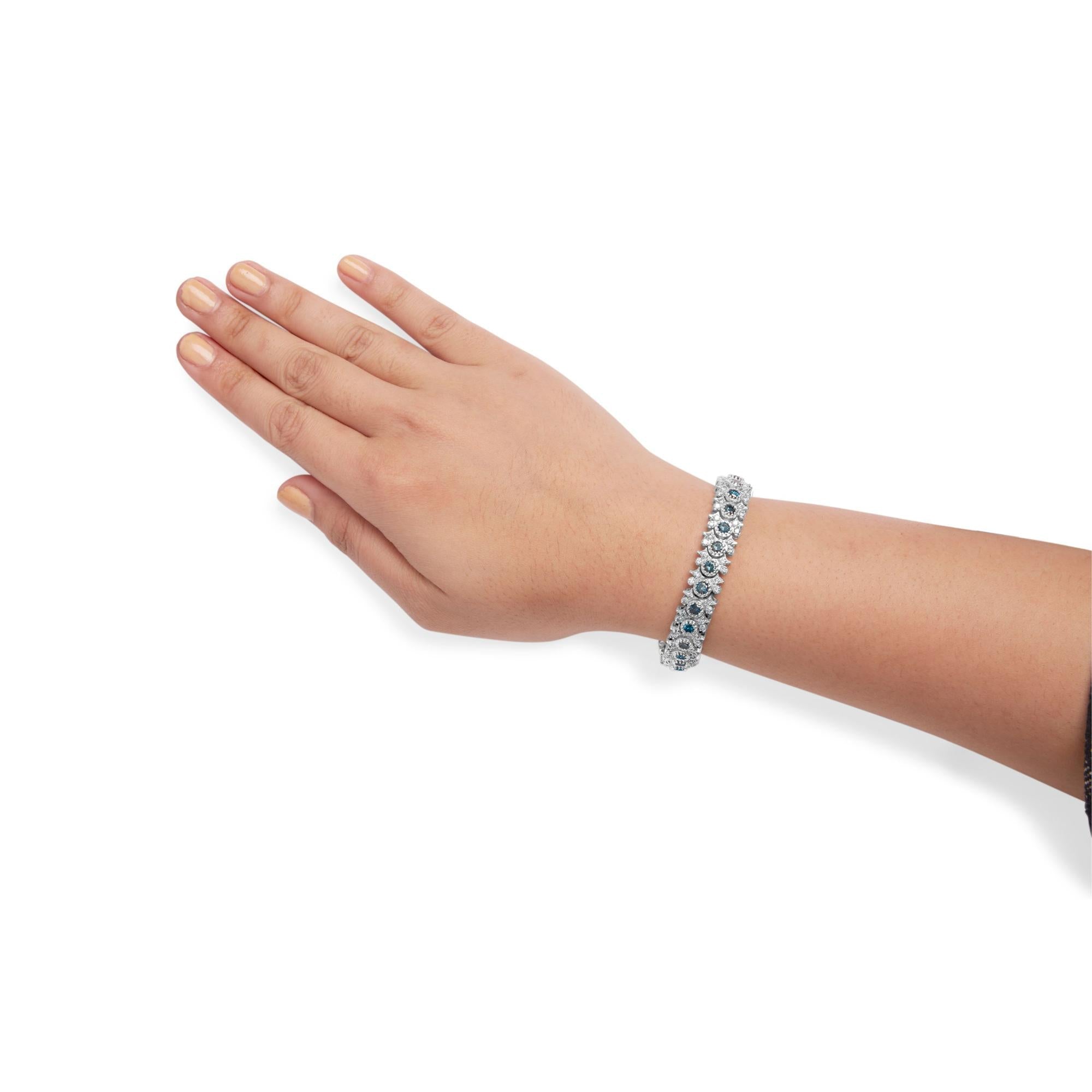 14K White Gold 10.0 Cttw Blue and White Diamond Vintage-Inspired Floral Cluster Link 7" Bracelet (H-I Color, SI2-I1