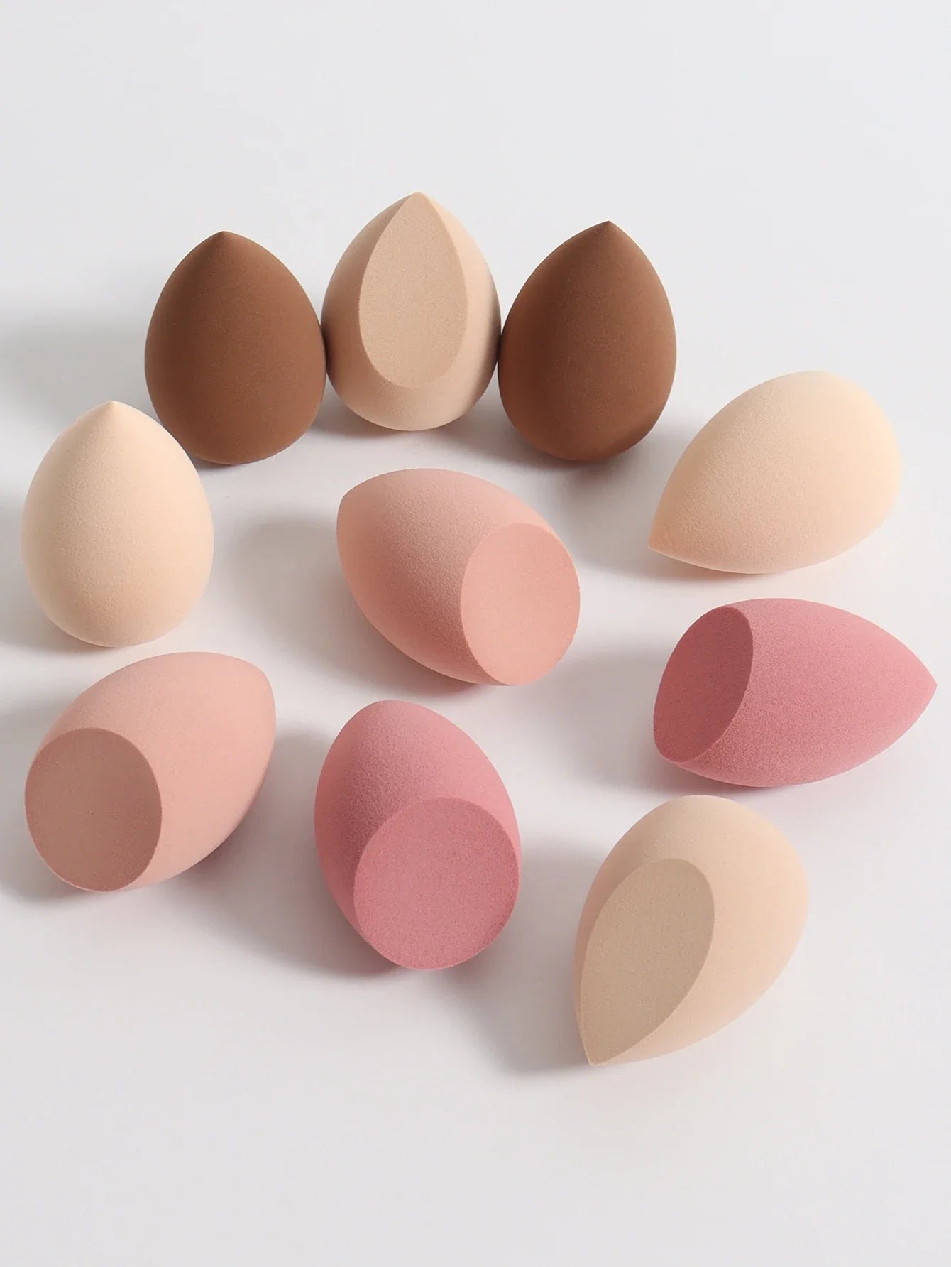30 Beauty Eggs (Makeup Sponges) Foundation Make-Up Mixed Beauty Sponge, Liquid, Cream and Powder Without Blemish, Multi-Color C