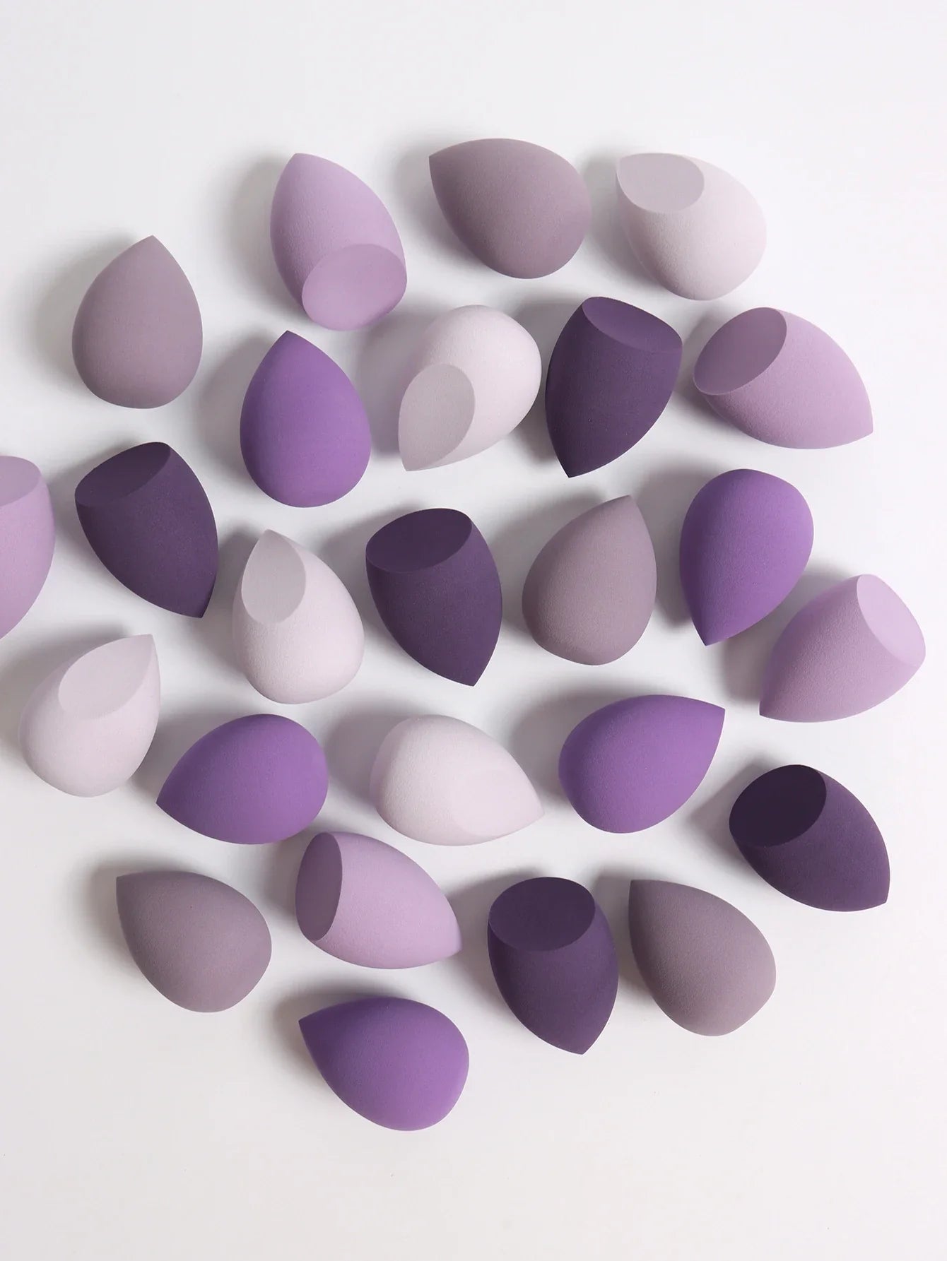 30 Beauty Eggs (Makeup Sponges) Foundation Make-Up Mixed Beauty Sponge, Liquid, Cream and Powder Without Blemish, Multi-Color C