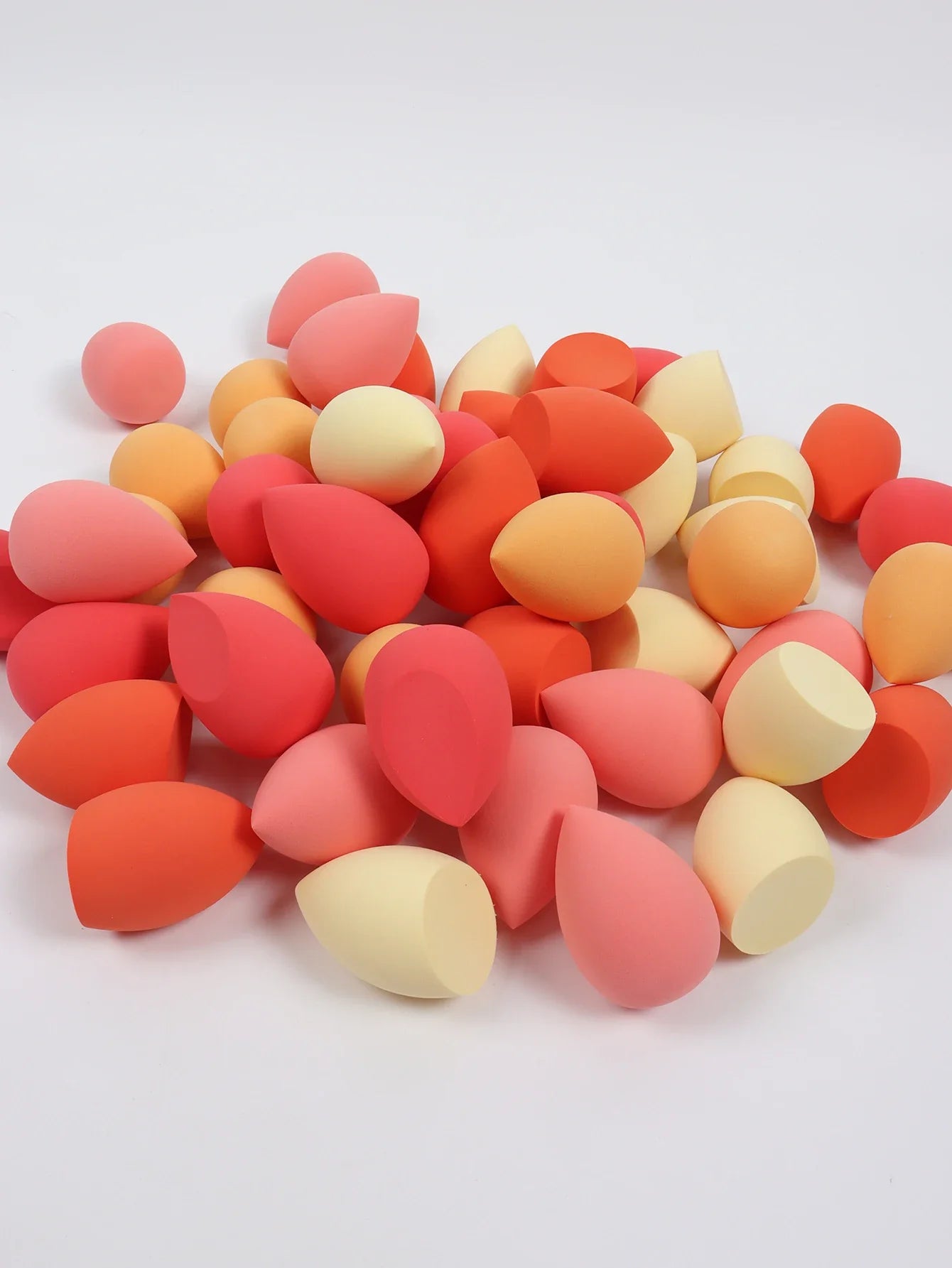 30 Beauty Eggs (Makeup Sponges) Foundation Make-Up Mixed Beauty Sponge, Liquid, Cream and Powder Without Blemish, Multi-Color C