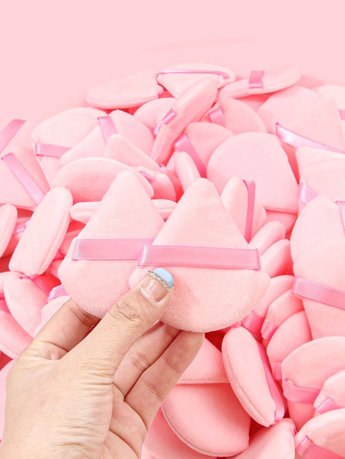 50Pcs Mixing colors randomly Triangle Powder Puff For Loose Powder Liquid Cosmetic Soft Plush Powder Puff Makeup Foundation Puff